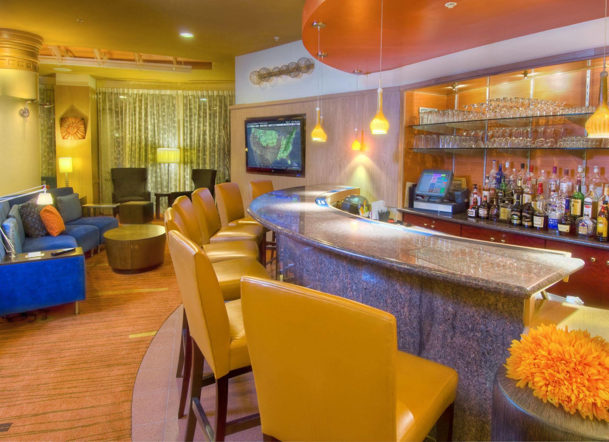 Courtyard By Marriott Middletown Goshen Hotel Étterem fotó
